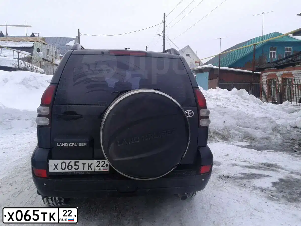 Фото автомобиля TOYOTA LANDCRUISER, 2004 — госномер А001МВ154. Цвет: ЧЕРНЫЙ