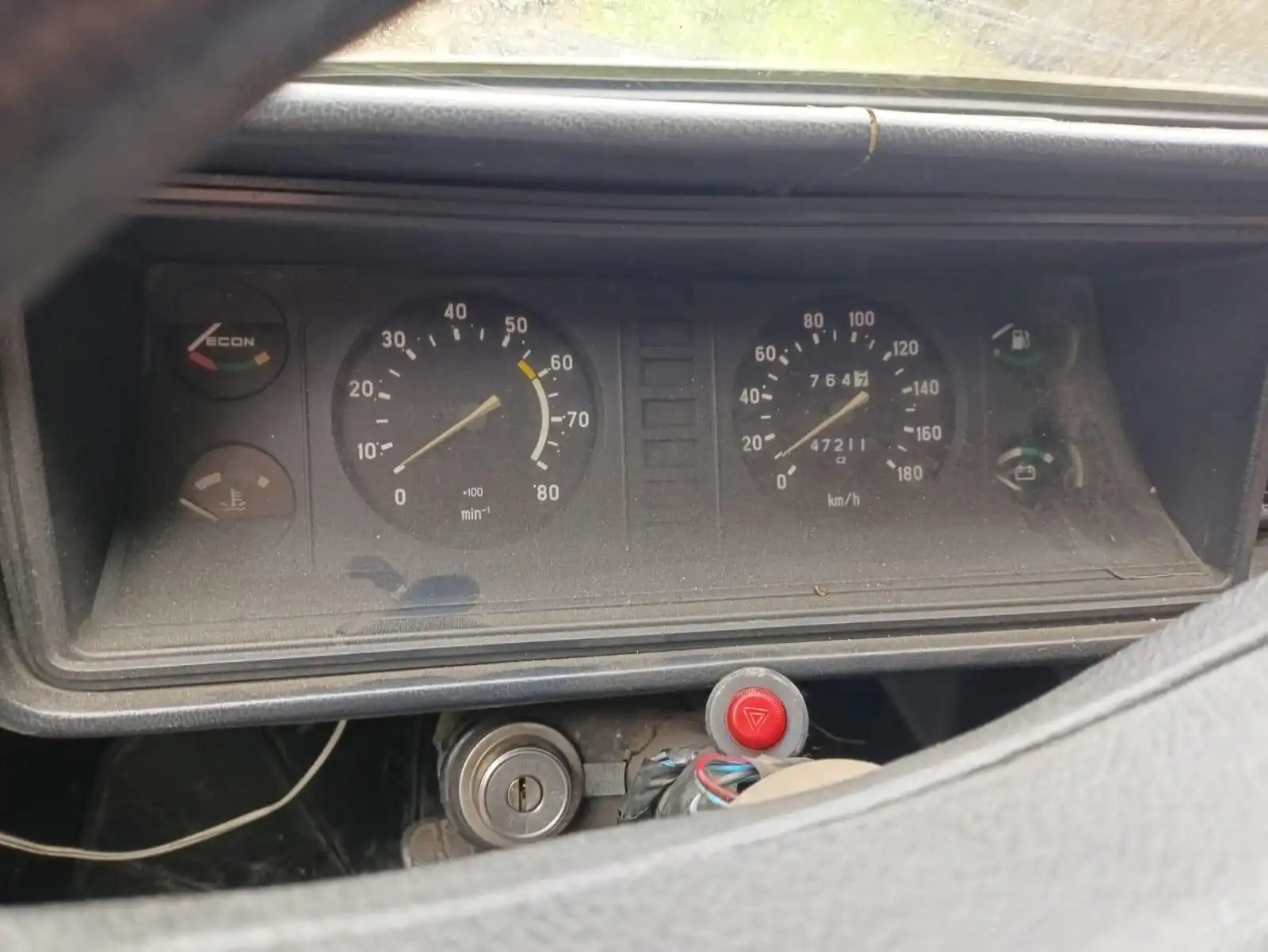 Фото автомобиля LADA 2104 LADA, 2008 — госномер Х027МВ790. Цвет: Золотисто-бежевый