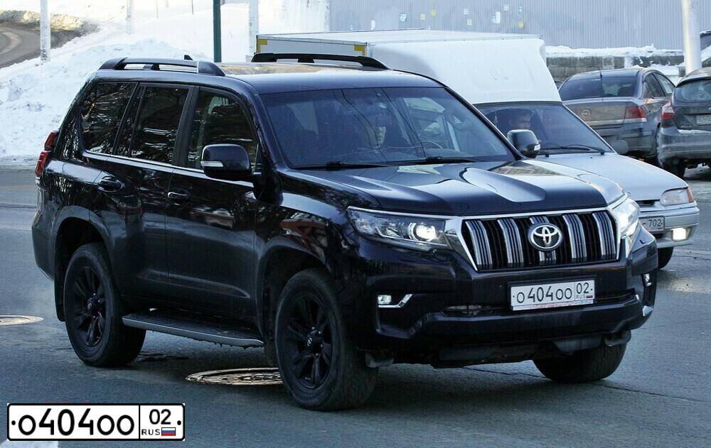 Фото автомобиля SUBARU FORESTER, 2011 — госномер О404ОО102. Цвет: СЕРЕБРИСТЫЙ