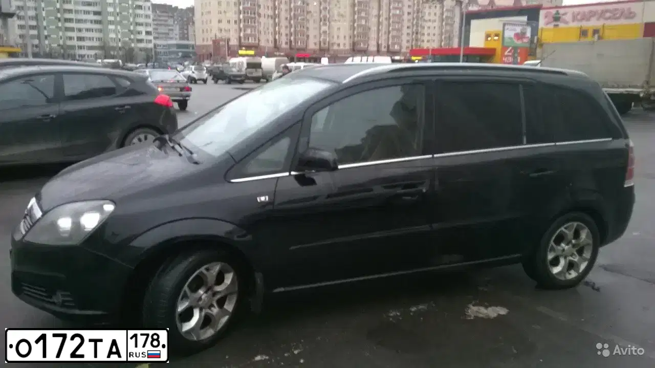 Фото автомобиля OPEL ZAFIRA, 2006 — госномер О172ТА178. Цвет: ЧЕРНЫЙ