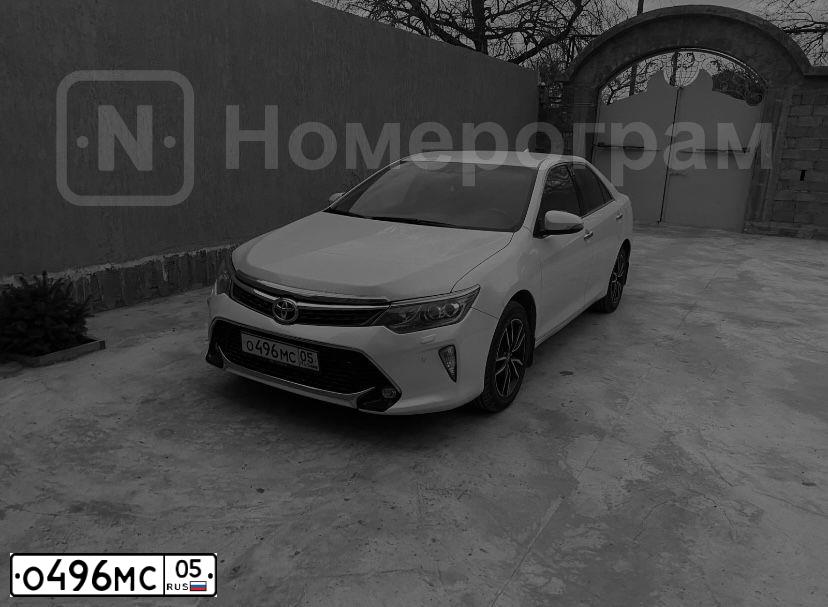 Фото автомобиля TOYOTA CAMRY, 2018 — госномер А336ВТ105. Цвет: БЕЛЫЙ ПЕРЛАМУТР