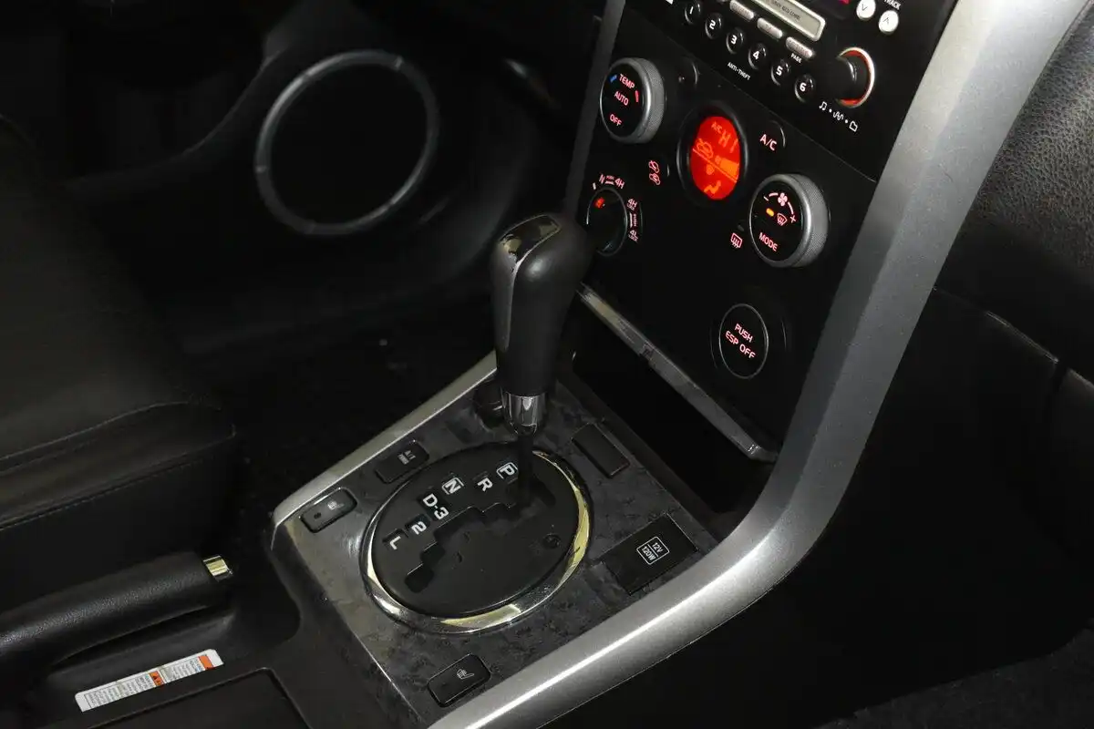 Фото автомобиля SUZUKI GRAND VITARA, 2008 — госномер В548УМ797. Цвет: ЧЕРНЫЙ