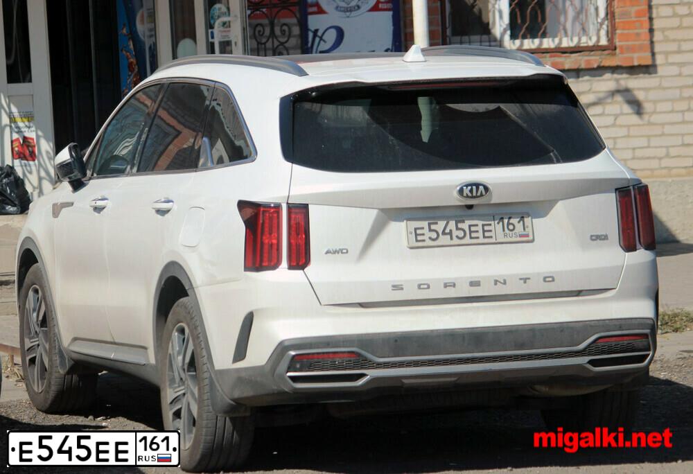 Фото автомобиля IZH 2717, 2008 — госномер О988ВР161. Цвет: ПОРТУ