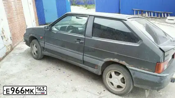 Фото автомобиля LADA 2113 SAMARA, 2006 — госномер Е966МК163. Цвет: ЗОЛОТИСТО-ТЕМНО-ЗЕЛЕНЫЙ