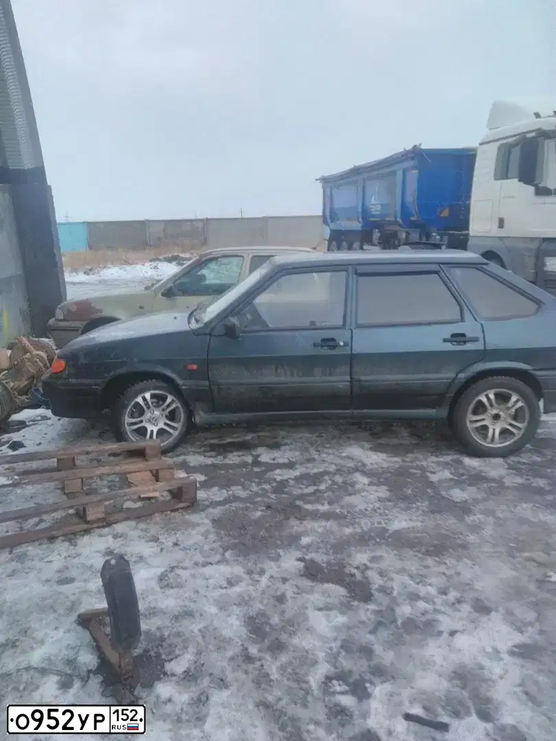 Фото автомобиля LADA 2114 SAMARA, 2007 — госномер О952УР152. Цвет: Темно-зеленый