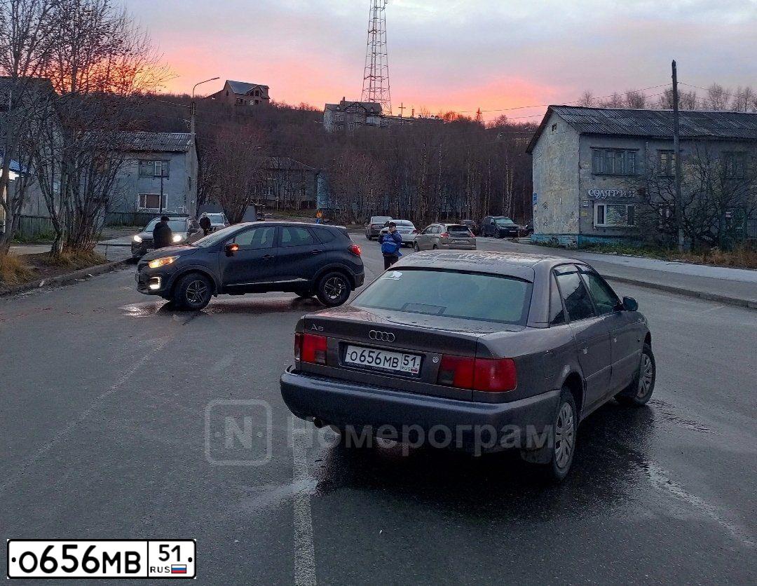Фото автомобиля AUDI A6, 1996 — госномер Н001НЕ36. Цвет: Коричневый (серо-коричневый)