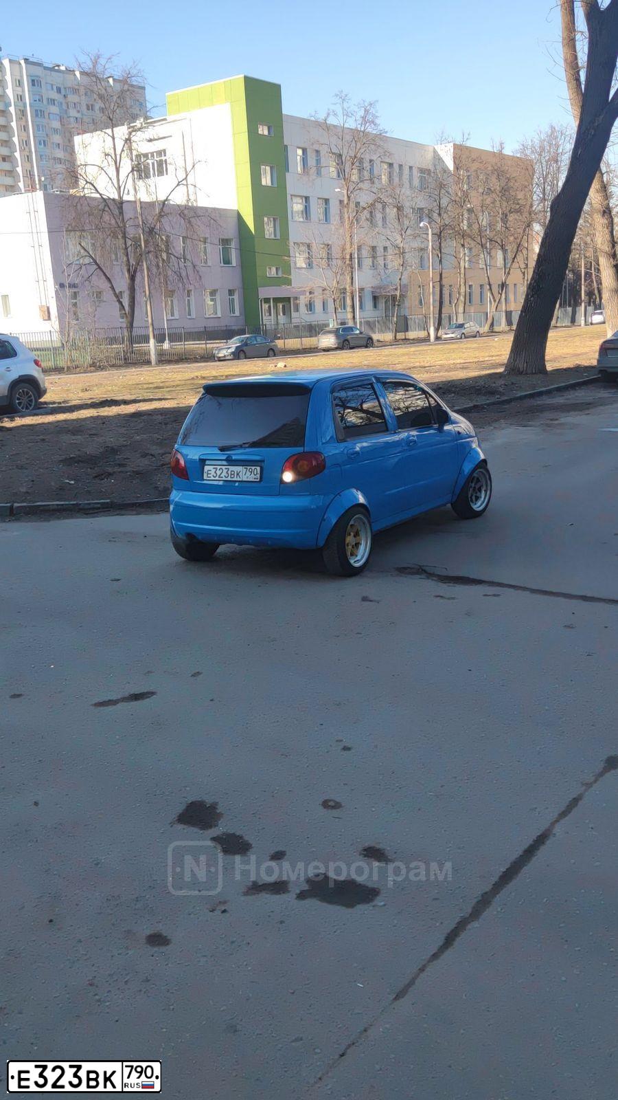 Фото автомобиля DAEWOO MATIZ, 2008 — госномер С385КВ05. Цвет: голубой