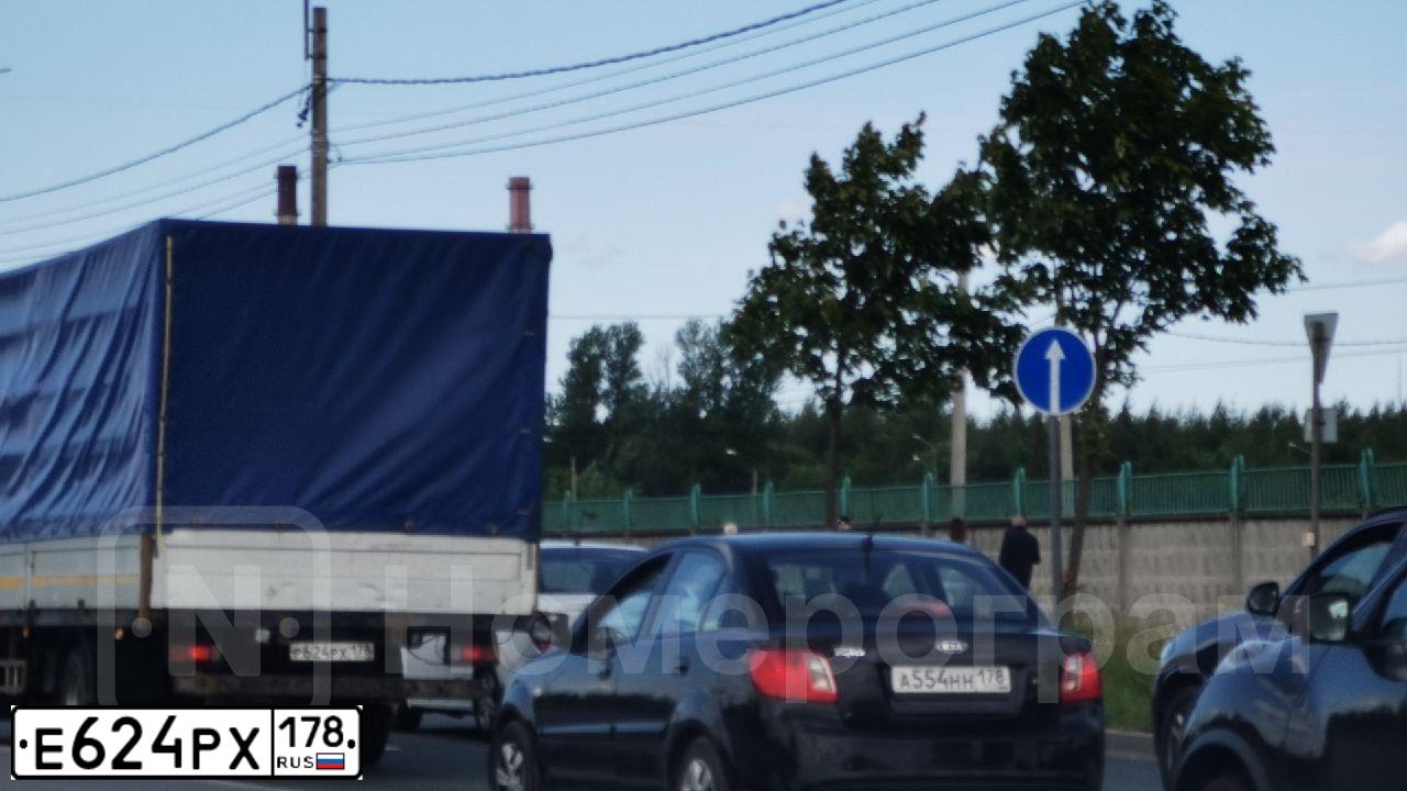 Фото автомобиля MERCEDES M-KLASSE, 2010 — госномер Р791СА198. Цвет: ЧЕРНЫЙ