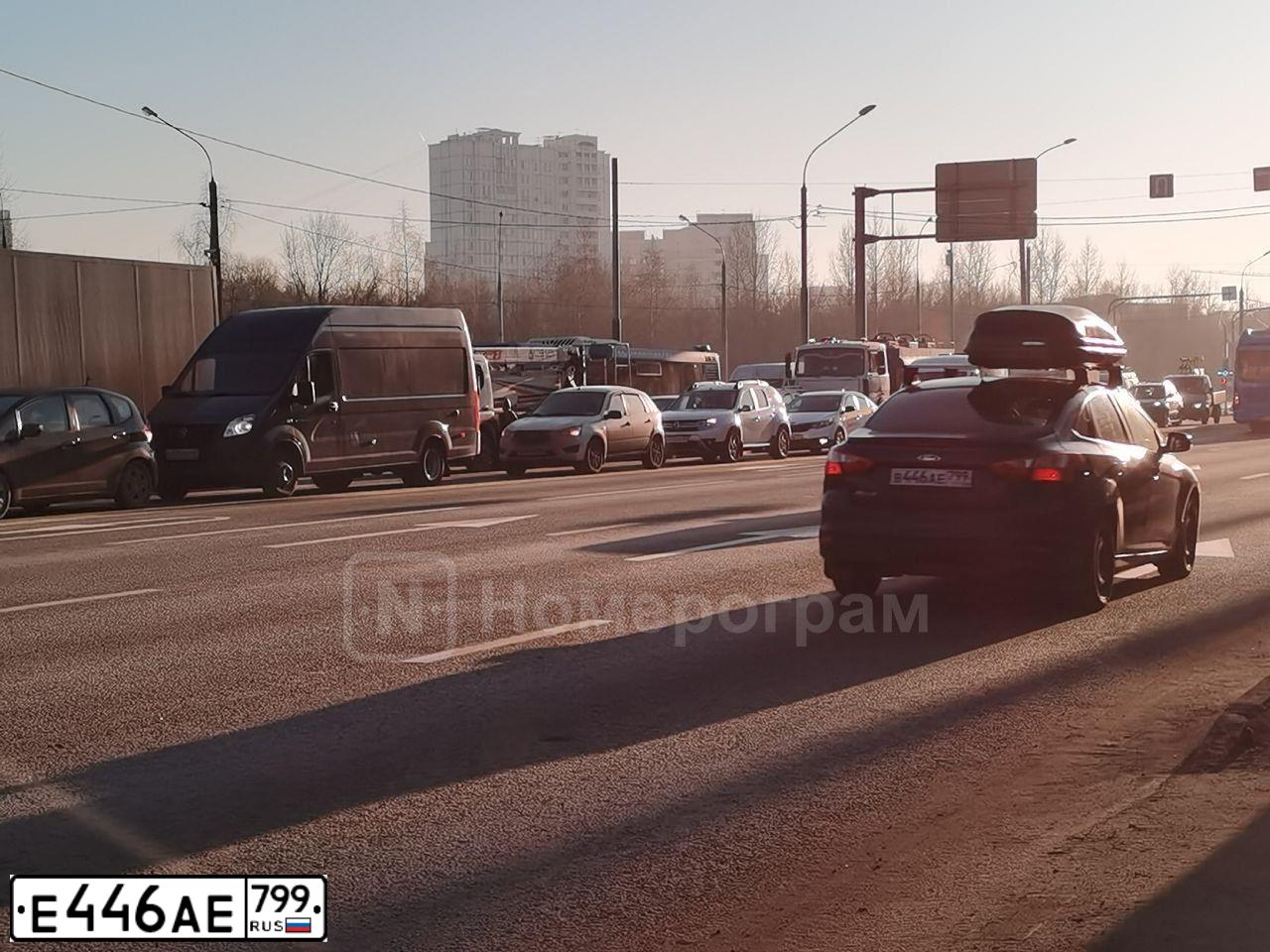 Фото автомобиля HYUNDAI SOLARIS, 2017 — госномер Е446АО799. Цвет: БЕЛЫЙ