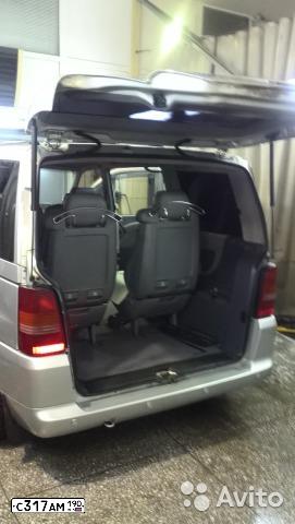 Фото автомобиля MERCEDES V-KLASSE, 1999 — госномер С317АМ190. Цвет: серебристый