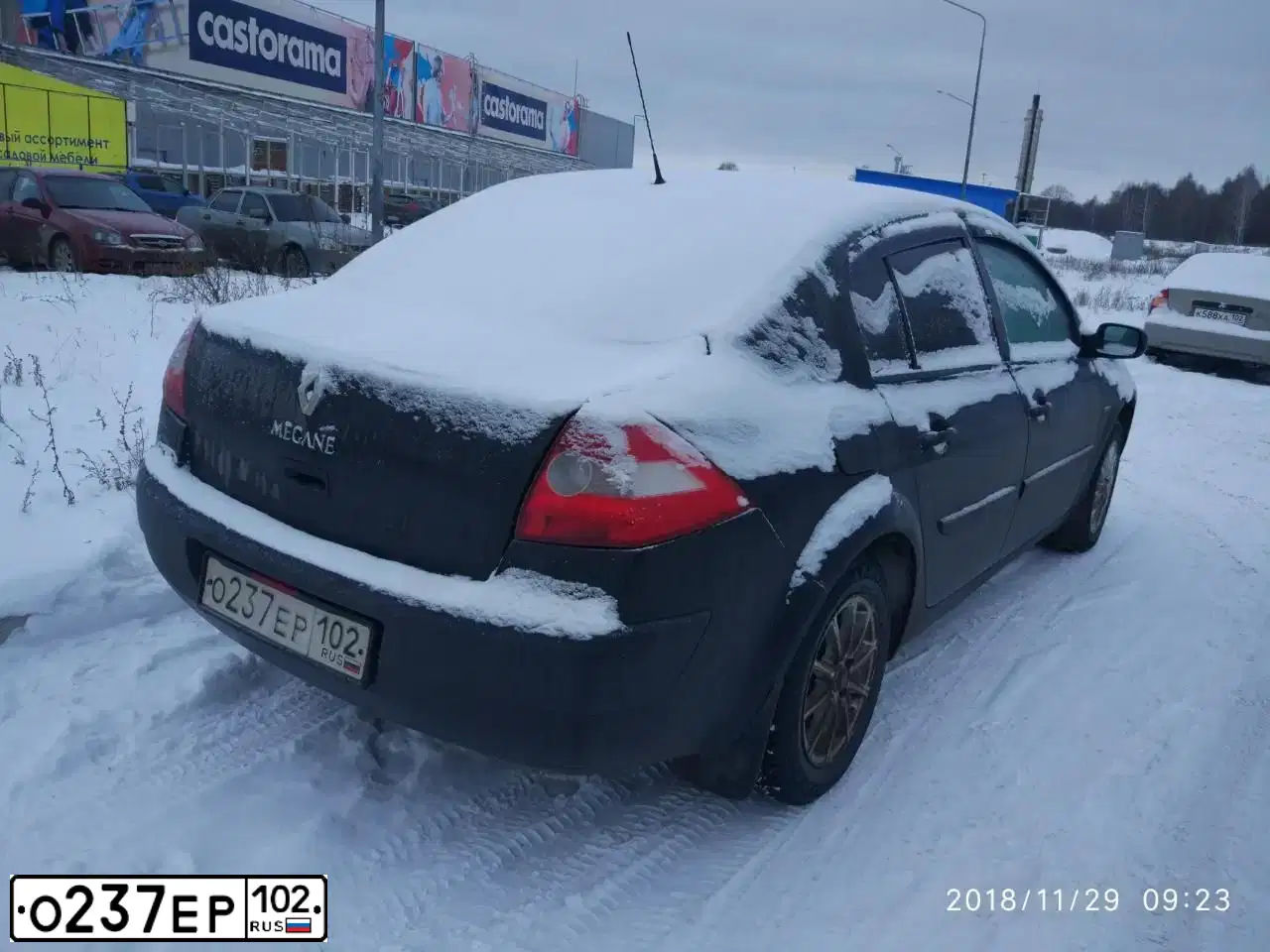 Фото автомобиля RENAULT MEGANE, 2004 — госномер Н184АЕ102. Цвет: ЧЕРНЫЙ