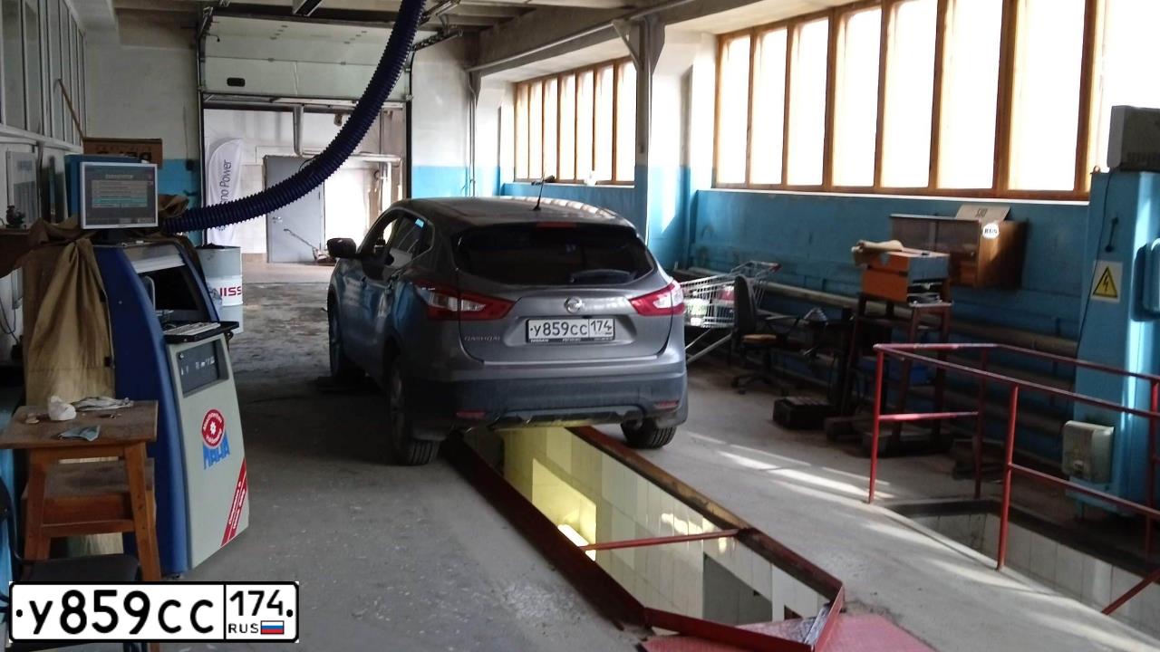 Фото автомобиля GAZ EL NEXT, 2018 — госномер А842СМ198. Цвет: ВИШНЕВЫЙ