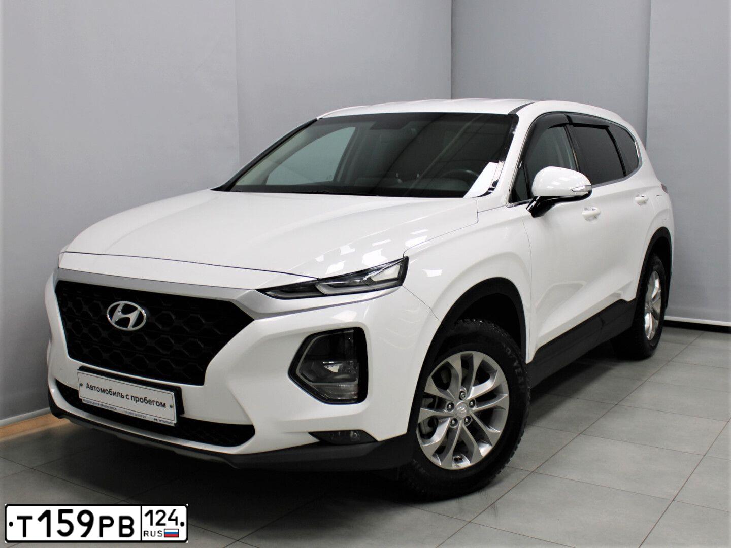 Фото автомобиля HYUNDAI SANTA FE, 2019 — госномер Т159РВ124. Цвет: Белый