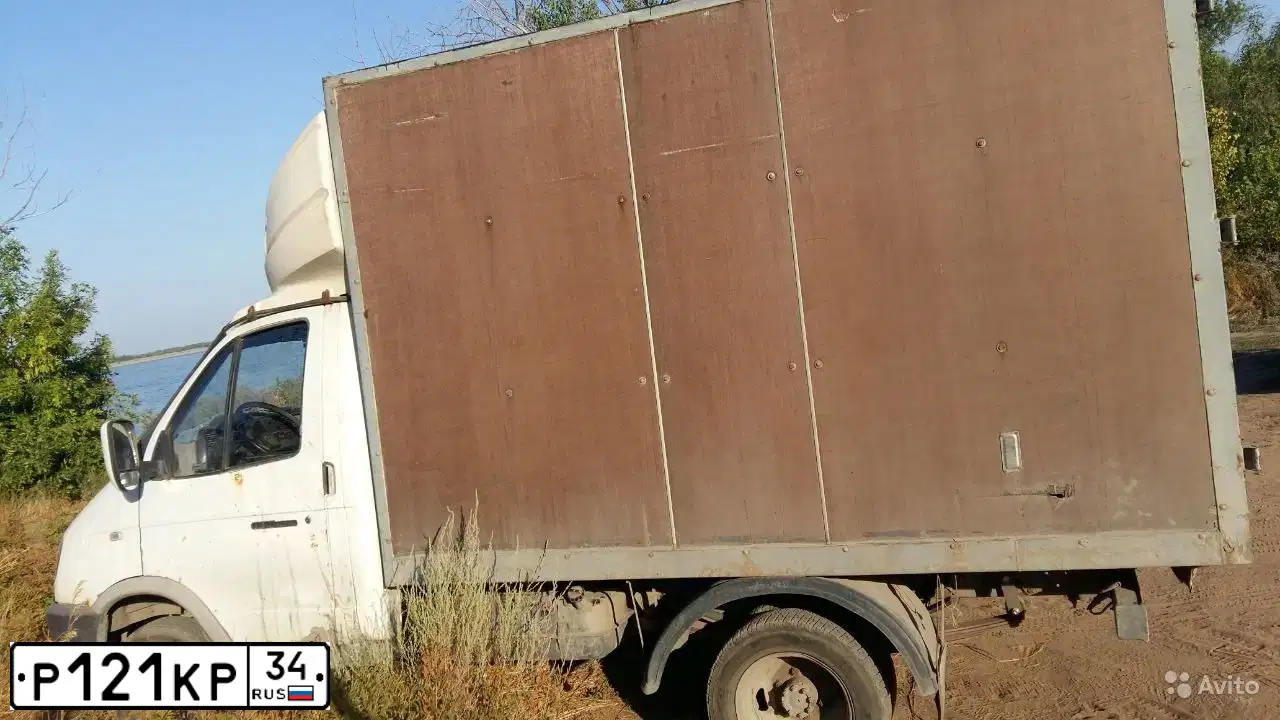 Фото автомобиля GAZ 3717, 2005 — госномер О852ЕТ134. Цвет: Белый