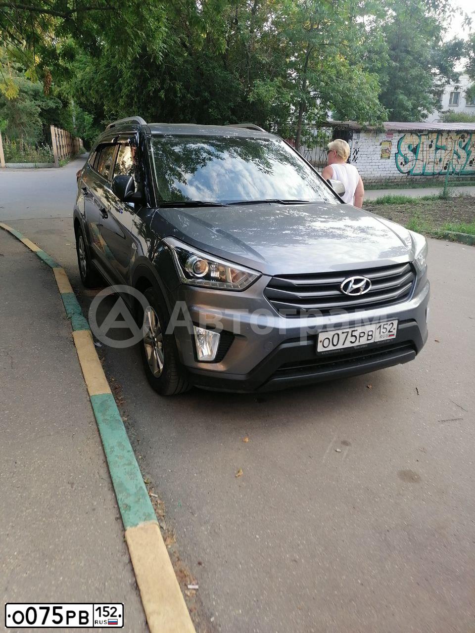 Фото автомобиля HYUNDAI CRETA, 2017 — госномер О075РВ152. Цвет: СЕРЫЙ