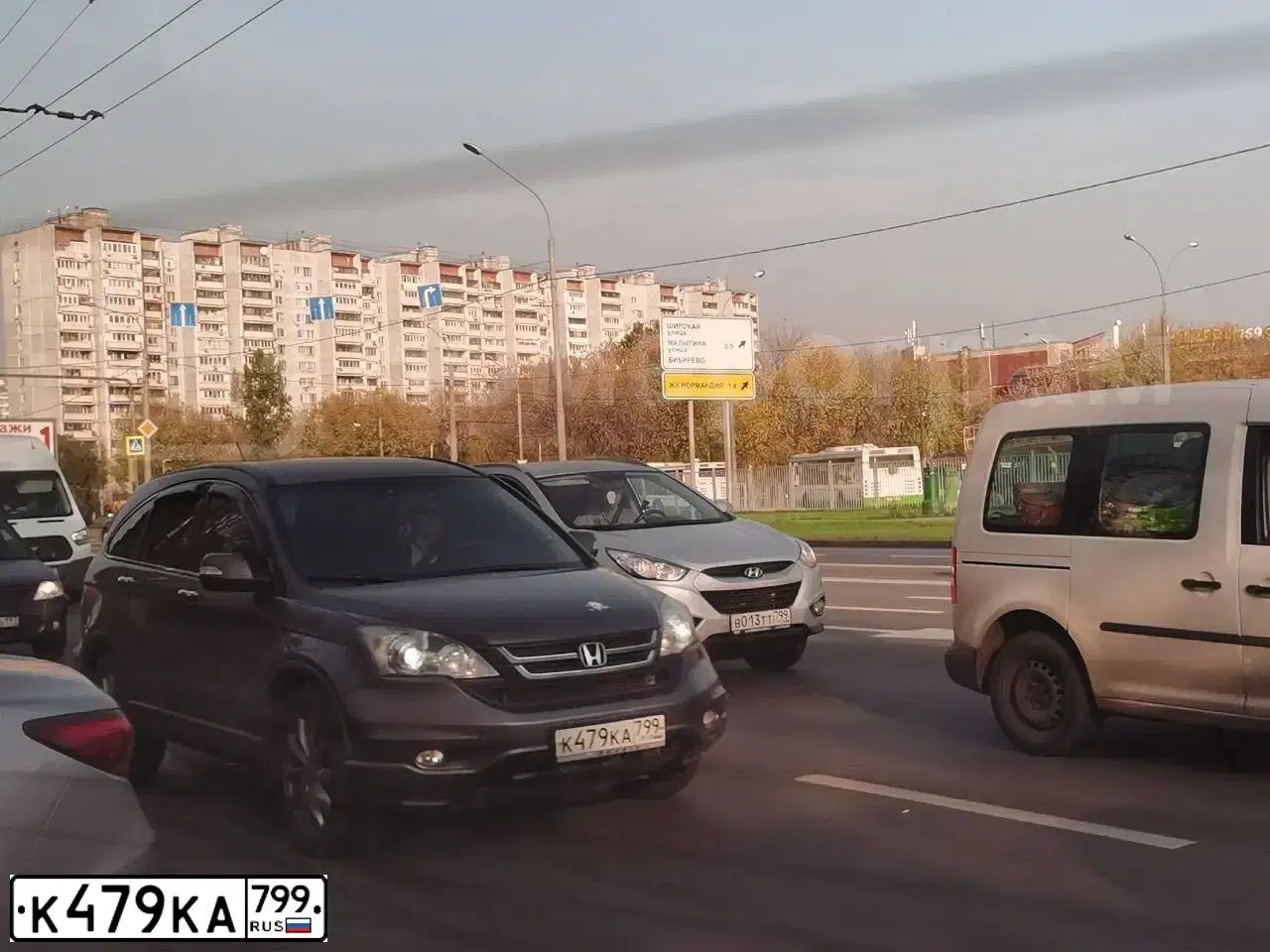 Фото автомобиля HONDA CR-V, 2011 — госномер К479КА799. Цвет: Серый