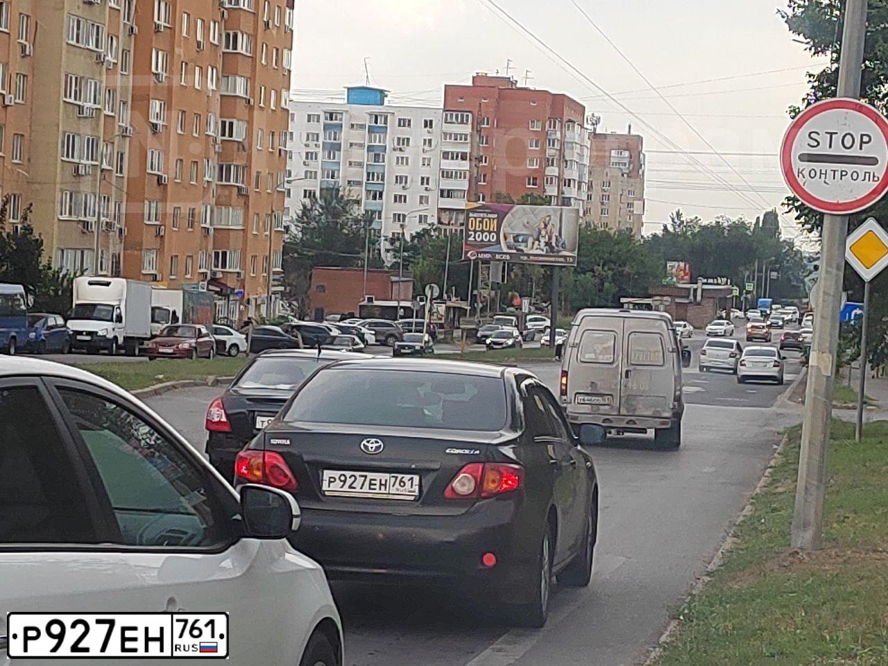Фото автомобиля FORD KUGA, 2012 — госномер С943ЕС977. Цвет: ЧЕРНЫЙ
