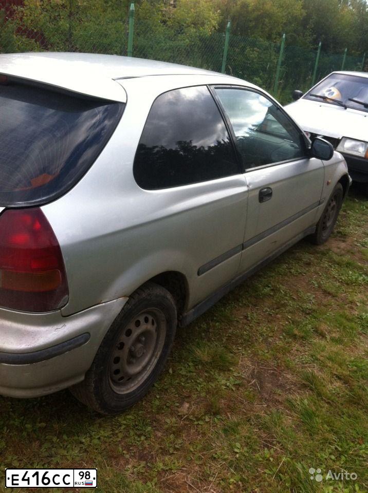 Фото автомобиля HONDA CIVIC, 1998 — госномер Е416СС98. Цвет: СЕРЕБРИСТЫЙ