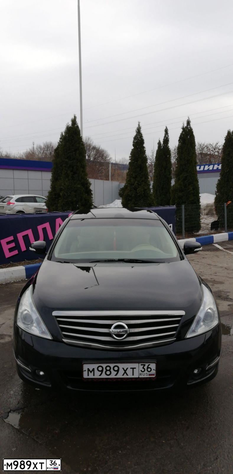 Фото автомобиля NISSAN TEANA, 2011 — госномер М989ХТ36. Цвет: ЧЕРНЫЙ