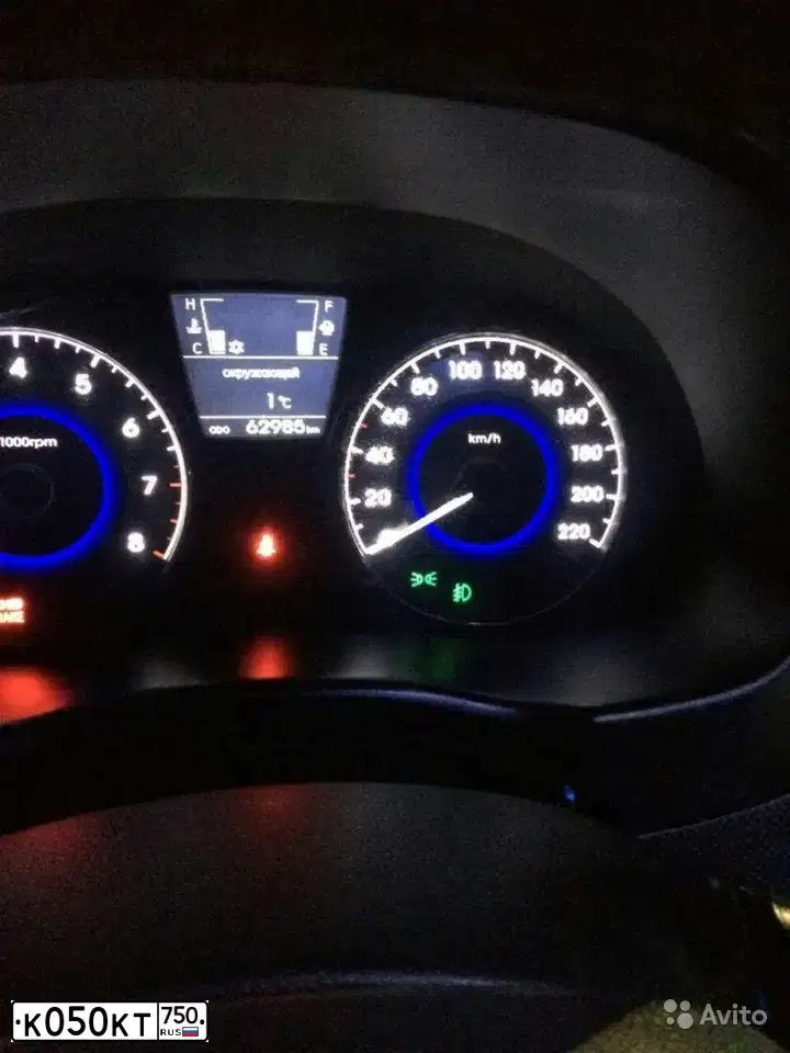 Фото автомобиля HYUNDAI SOLARIS, 2014 — госномер К050КТ750. Цвет: СЕРЕБРИСТЫЙ