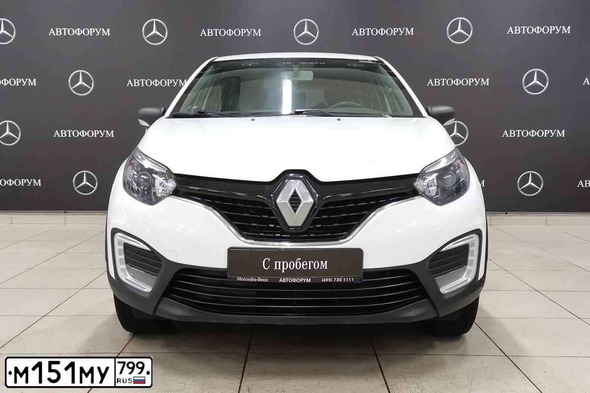 Фото автомобиля RENAULT KAPTUR, 2018 — госномер М151МУ799. Цвет: Белый