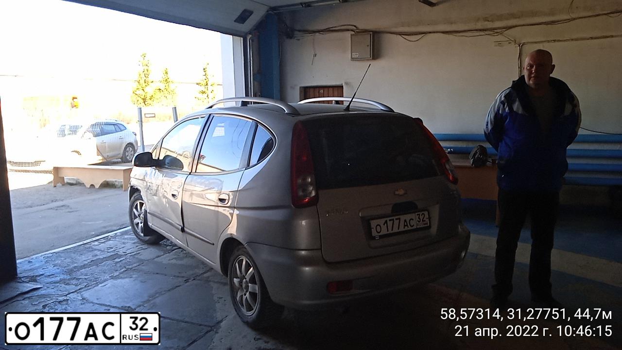 Фото автомобиля CHEVROLET REZZO, 2007 — госномер К191ВК53. Цвет: Серебристый
