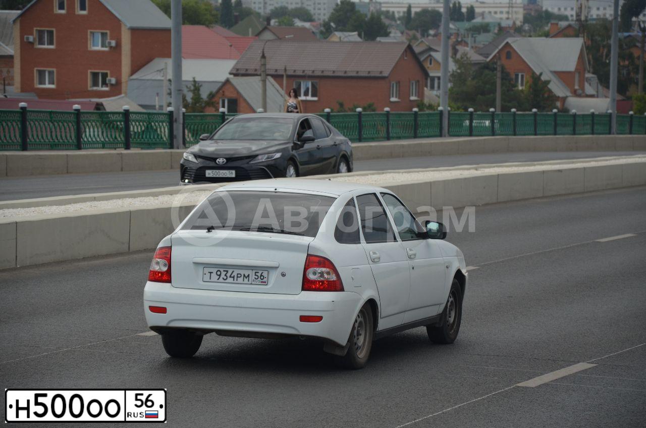 Фото автомобиля TOYOTA COROLLA, 2017 — госномер К198СА702. Цвет: Белый