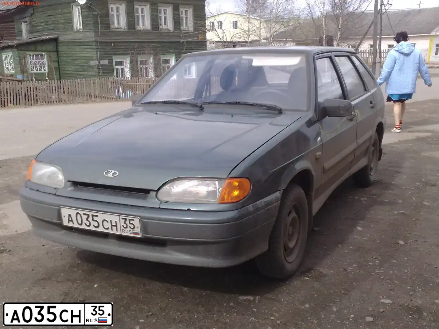 Фото автомобиля UAZ 3163 PATRIOT, 2009 — госномер А035СН35. Цвет: АМУЛЕТ МЕТАЛЛИК