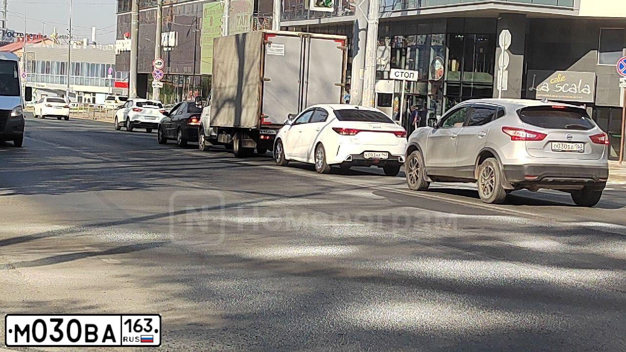 Фото автомобиля RENAULT MASTER, 2008 — госномер М030ВА163. Цвет: БЕЛЫЙ