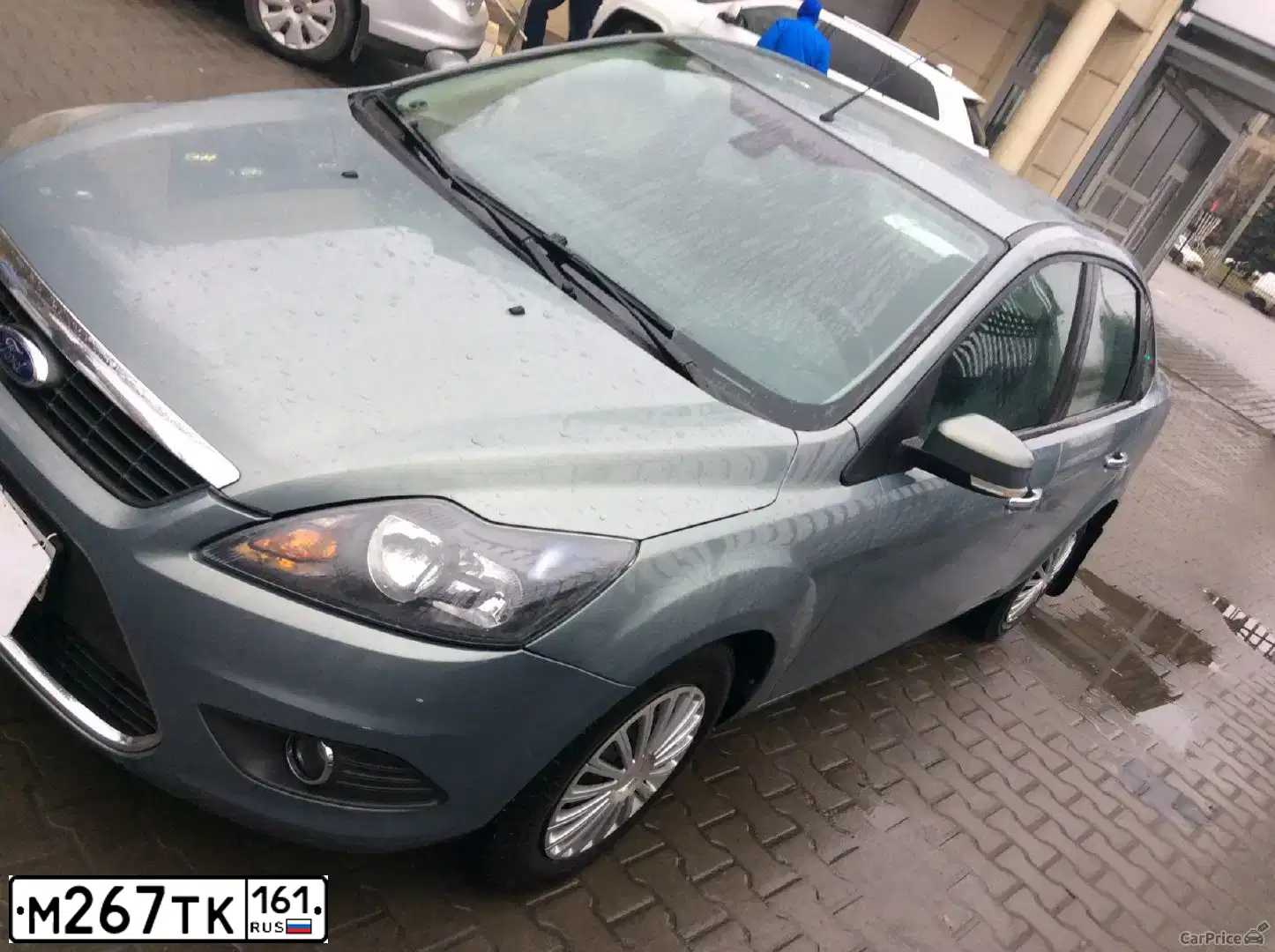 Фото автомобиля FORD FOCUS, 2009 — госномер М267ТК161. Цвет: СЕРЫЙ