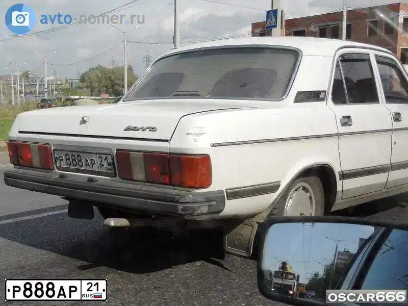 Фото автомобиля Лада Приора, 2012 — госномер Р888АР21