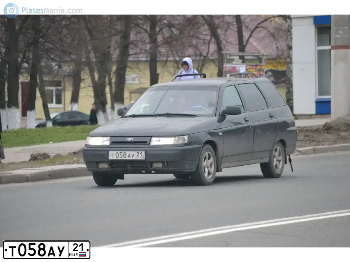 Фото автомобиля LADA 2111, 2005 — госномер М601НА21