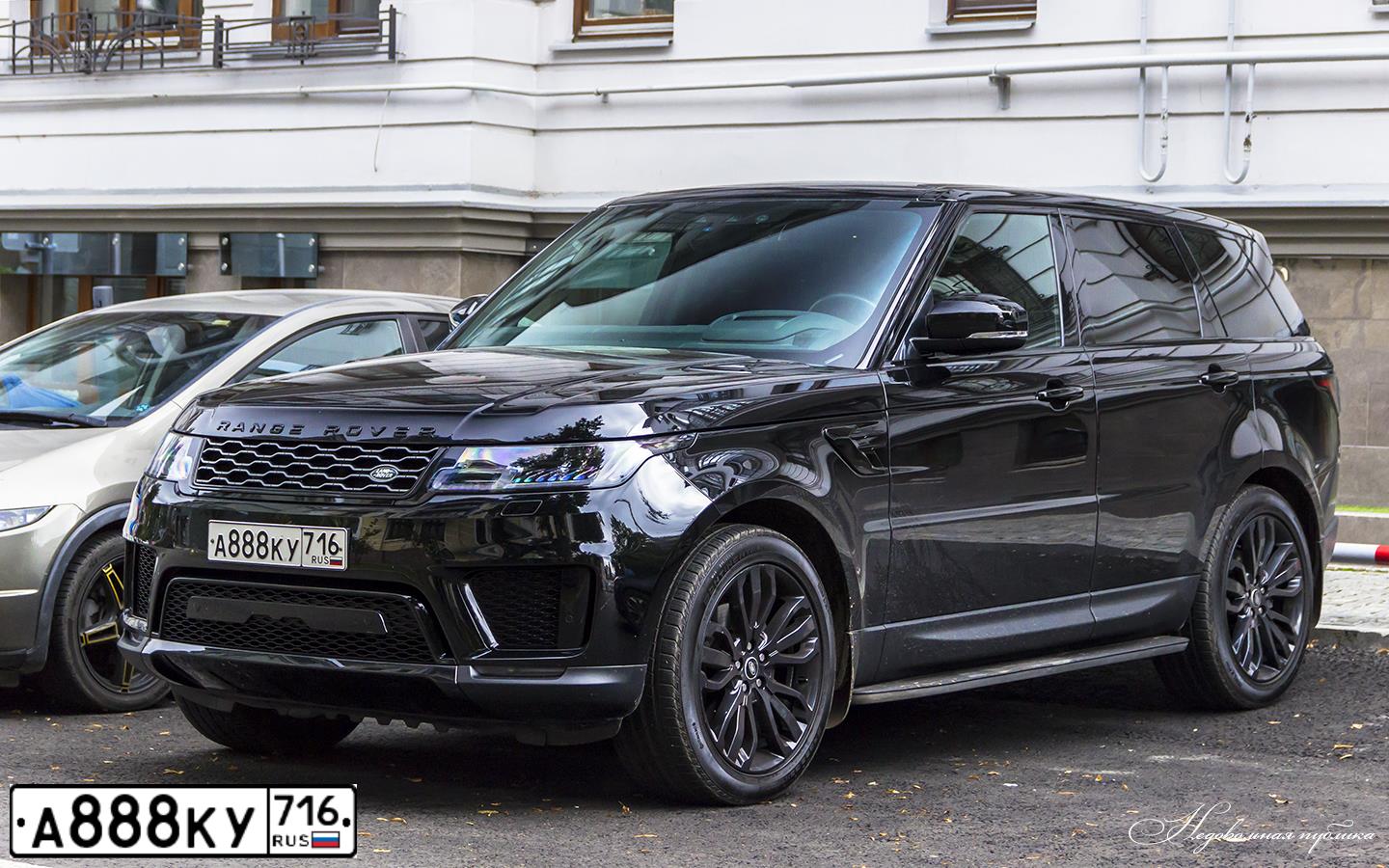 Фото автомобиля LANDROVER RANGE ROVER, 2018 — госномер А888КУ716. Цвет: ЧЕРНЫЙ