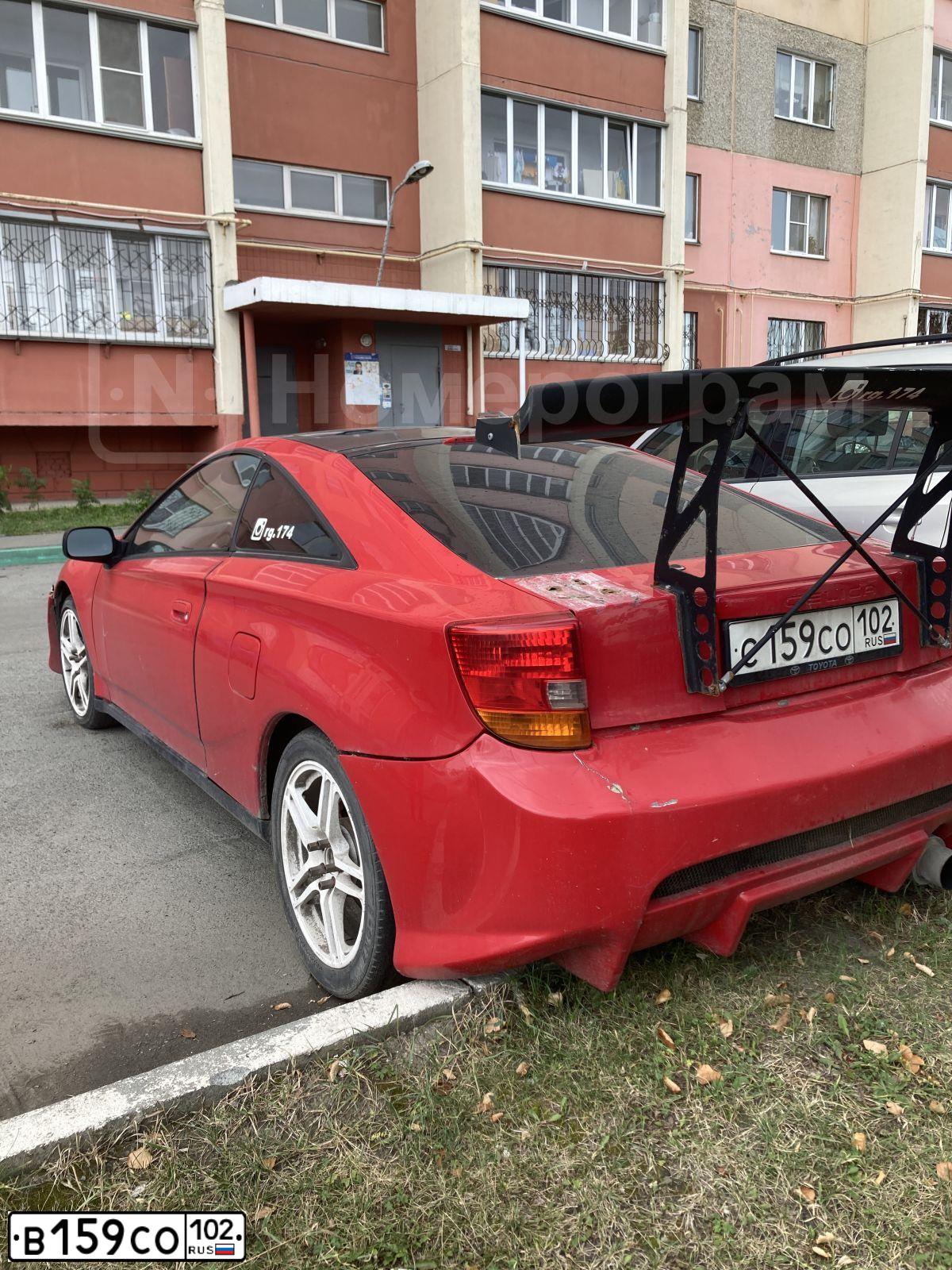 Фото автомобиля SUZUKI SX4, 2010 — госномер М228АР702. Цвет: ЧЕРНЫЙ