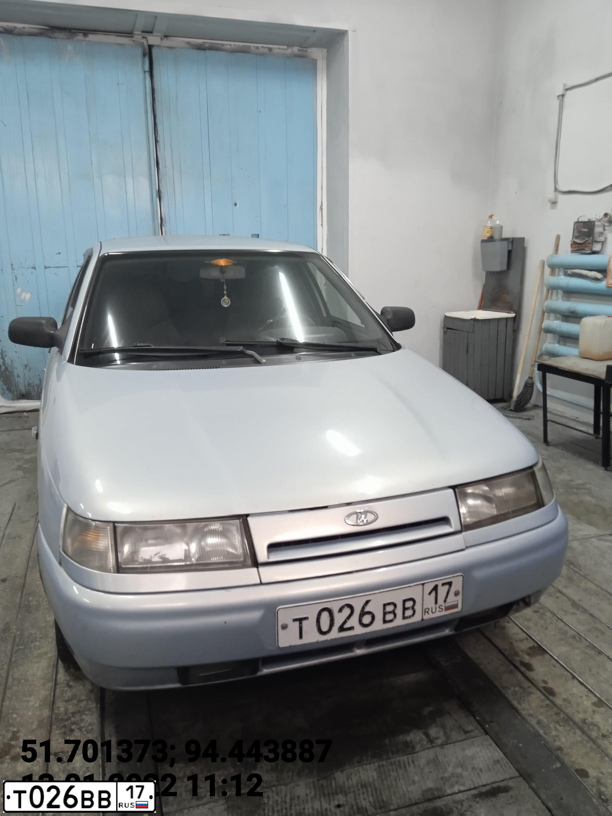 Фото автомобиля LADA 2110 LADA, 2005 — госномер Т026ВВ17