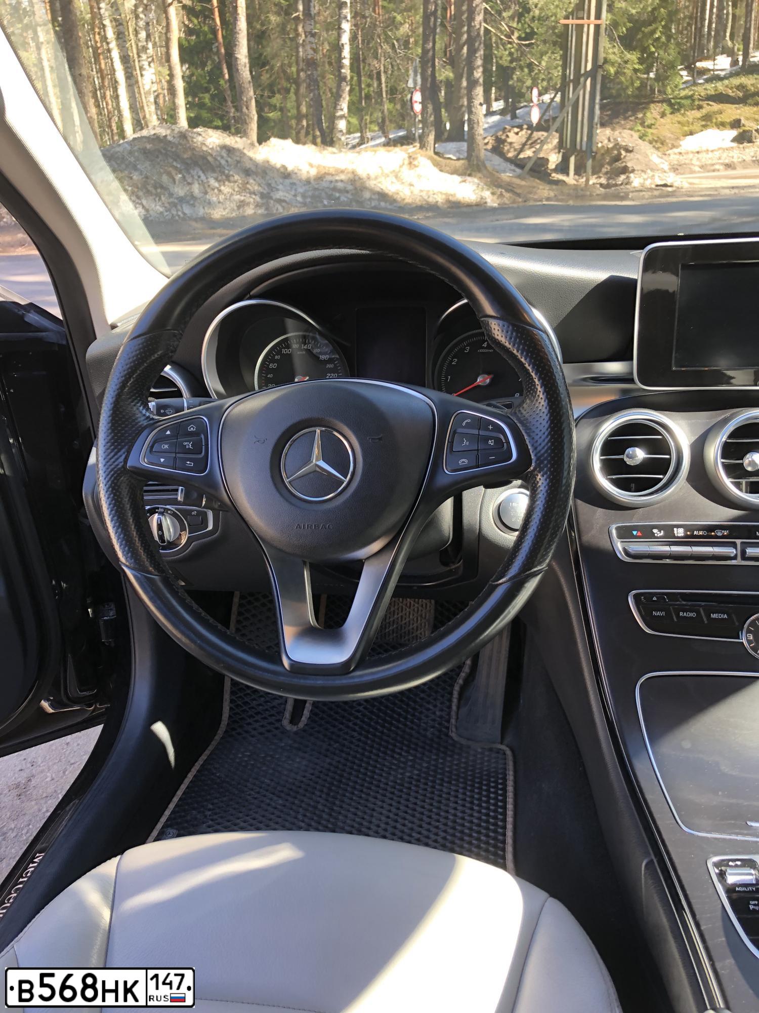 Фото автомобиля MERCEDES C-KLASSE, 2014 — госномер Т133ЕР178. Цвет: ЧЕРНЫЙ