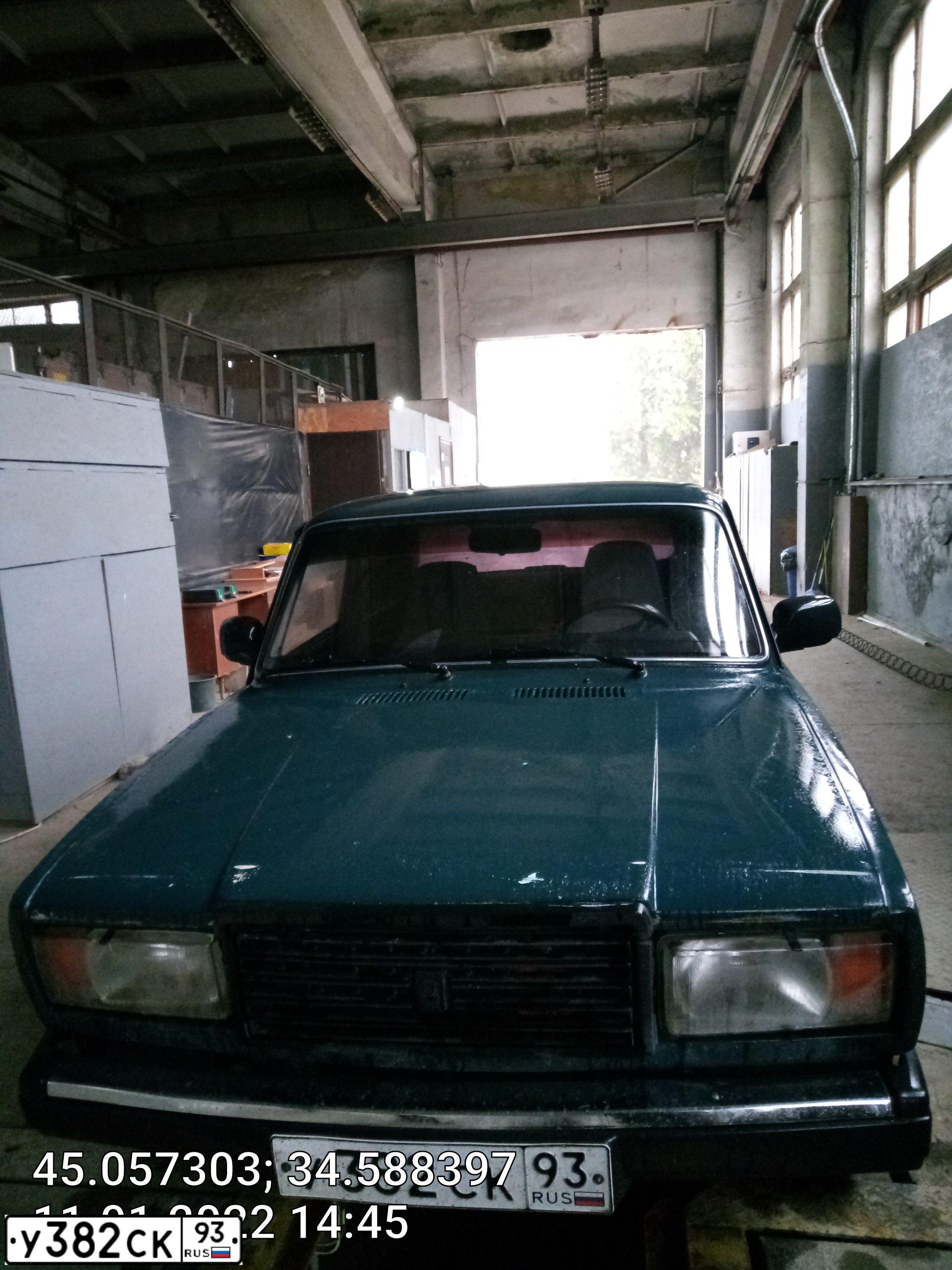 Фото автомобиля LADA 2107, 2007 — госномер Е341ХМ82. Цвет: Темно-зеленый