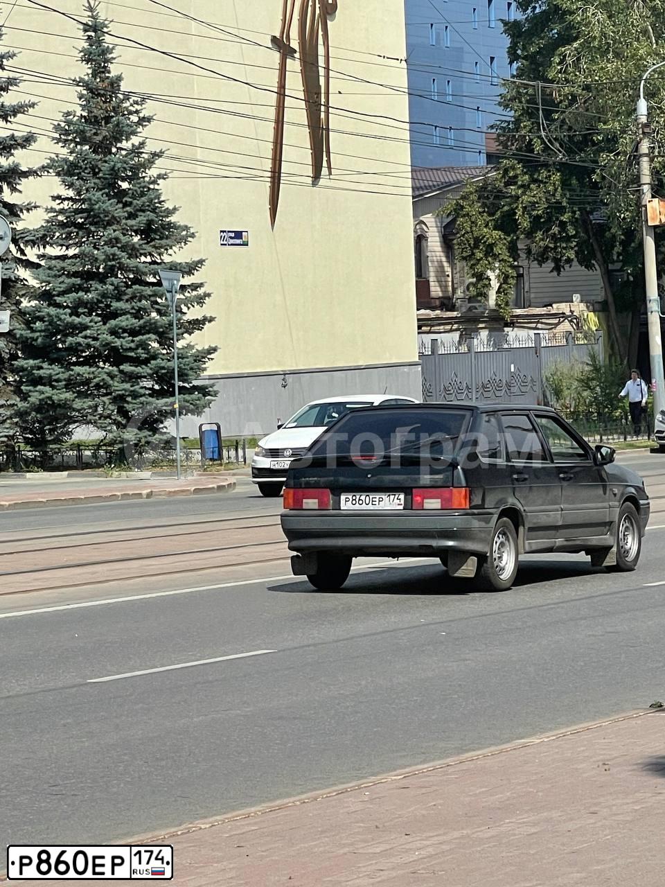 Фото автомобиля LADA 2114 SAMARA, 2007 — госномер Р860ЕР174. Цвет: ЧЕРНЫЙ