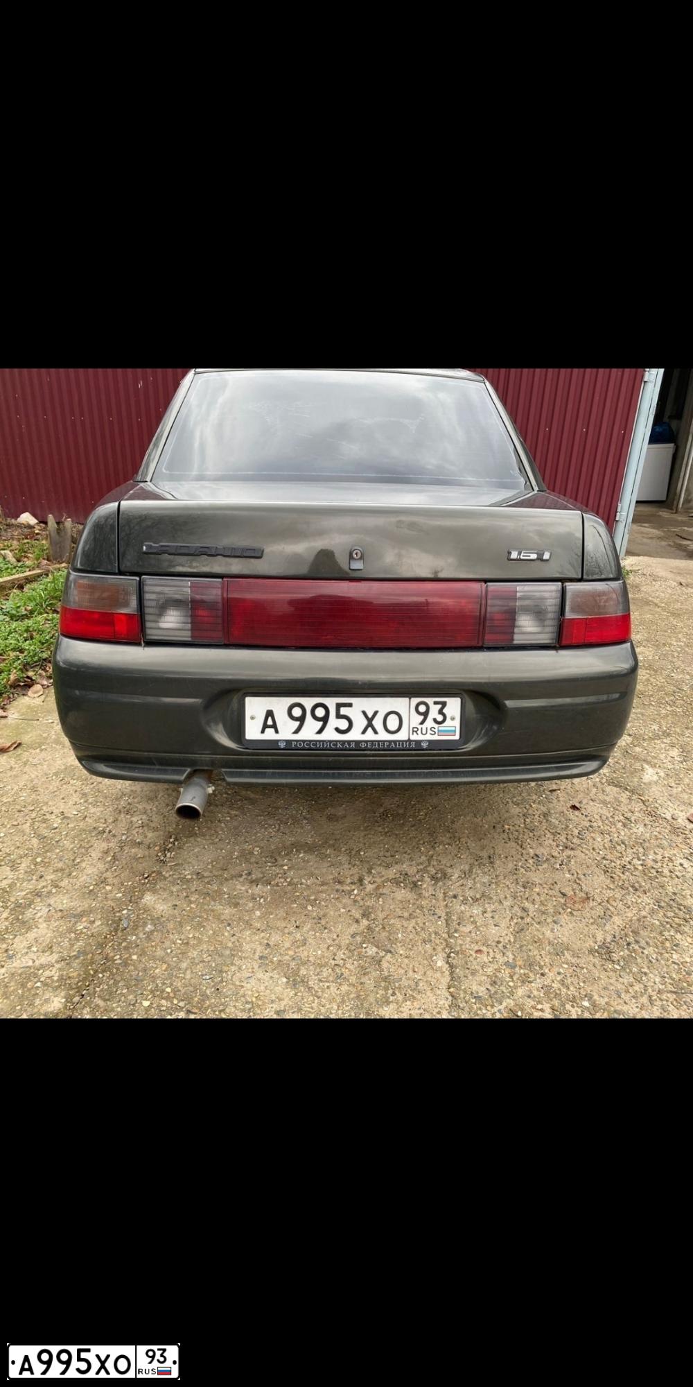Фото автомобиля LADA 2110 LADA, 2005 — госномер А995ХО93. Цвет: ЗОЛОТИСТЫЙ ТЕМНО-ЗЕЛЕНЫЙ