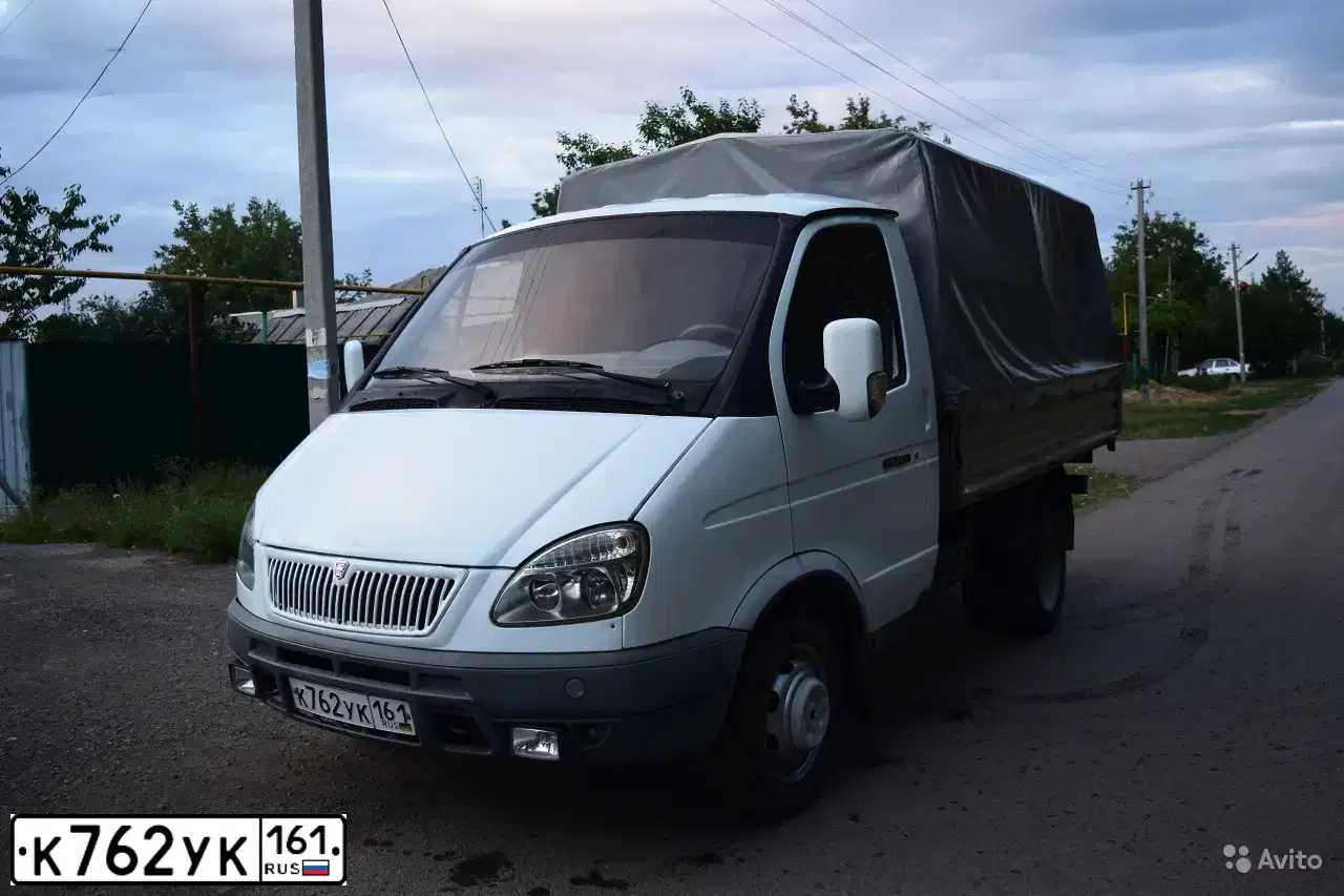 Фото автомобиля GAZ Z 3302 GAZEL, 2007 — госномер К762УК161. Цвет: Белый