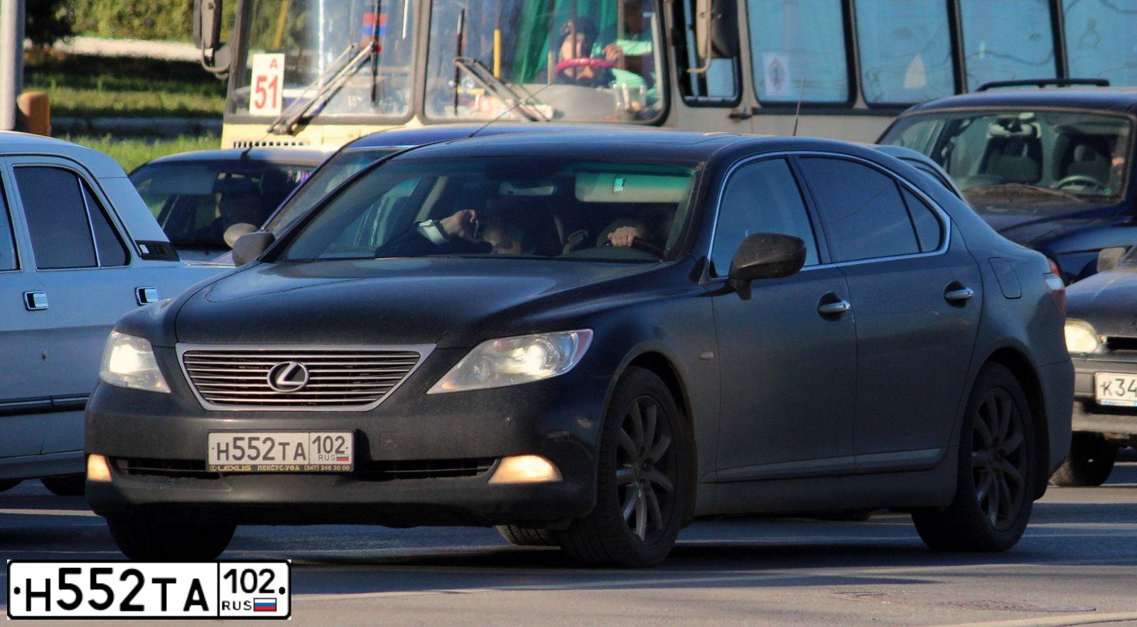 Фото автомобиля LEXUS LS, 2007 — госномер А002АА102. Цвет: ЧЕРНЫЙ