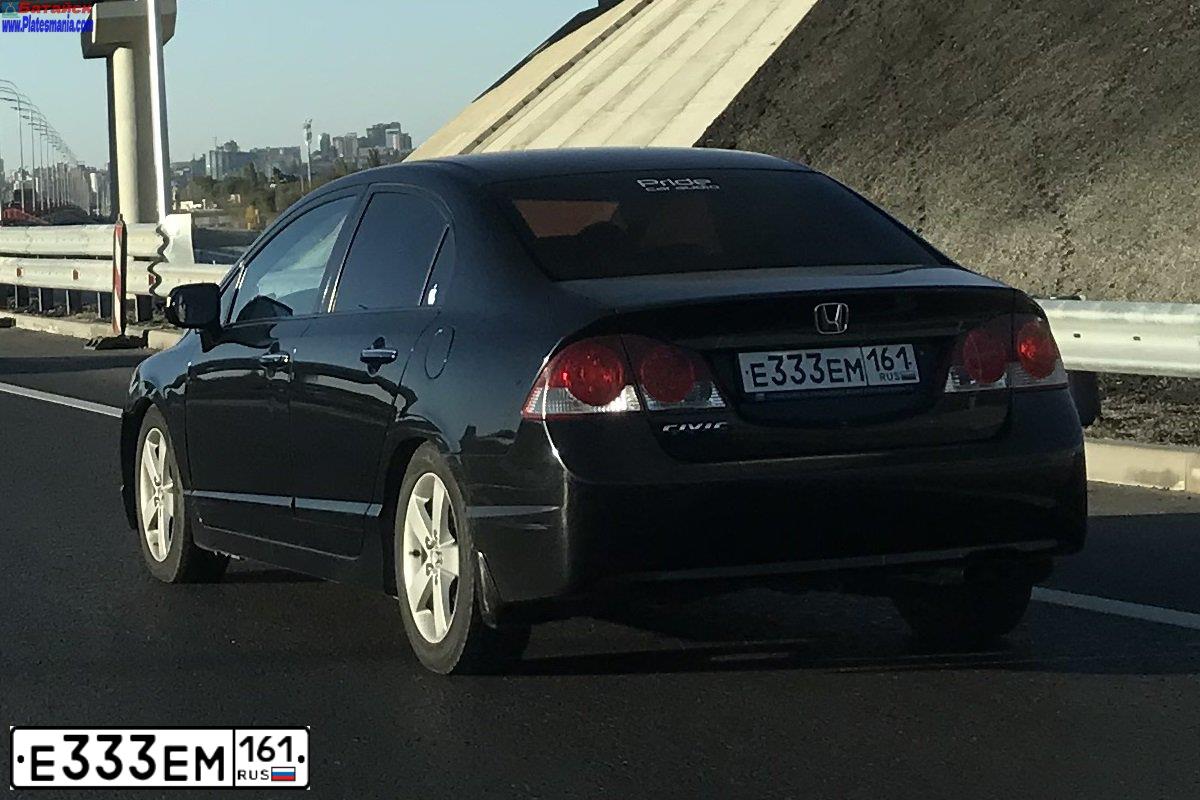 Фото автомобиля LADA 2110, 2007 — госномер Е333ЕМ161. Цвет: СВЕТЛО-СЕРЕБРИСТЫЙ МЕТАЛЛИК