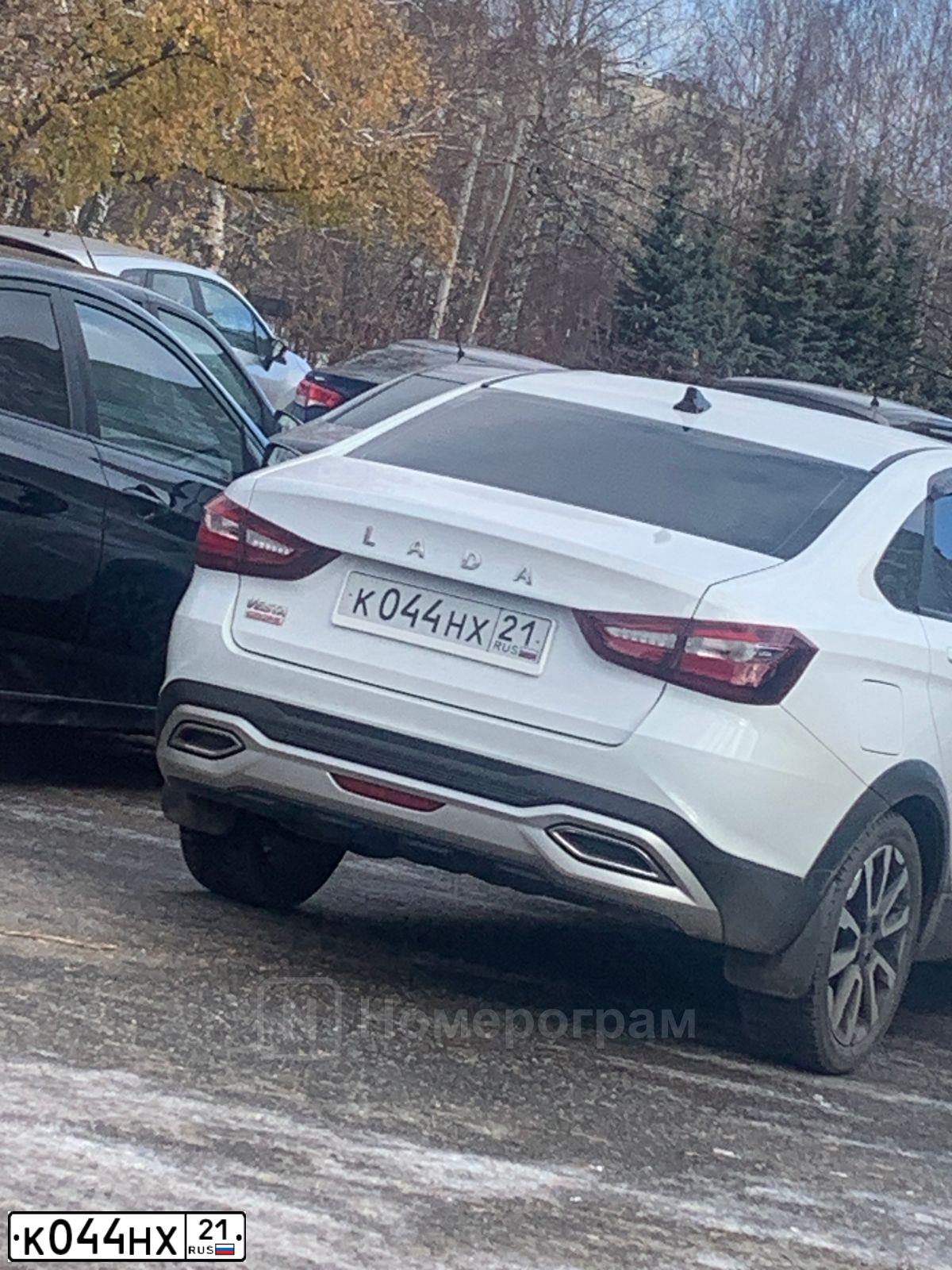 Фото автомобиля KIA RIO, 2012 — госномер М499КМ21. Цвет: ЧЕРНЫЙ