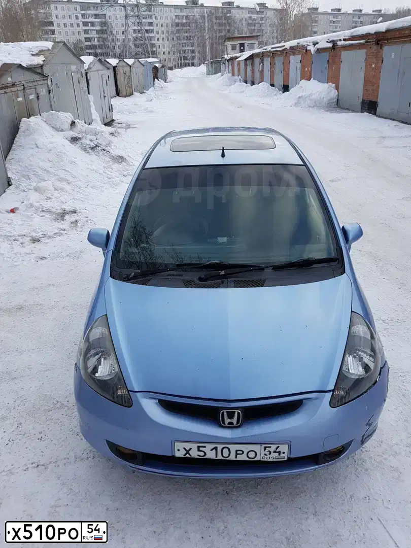 Фото автомобиля HONDA FIT, 2001 — госномер К568РЕ154