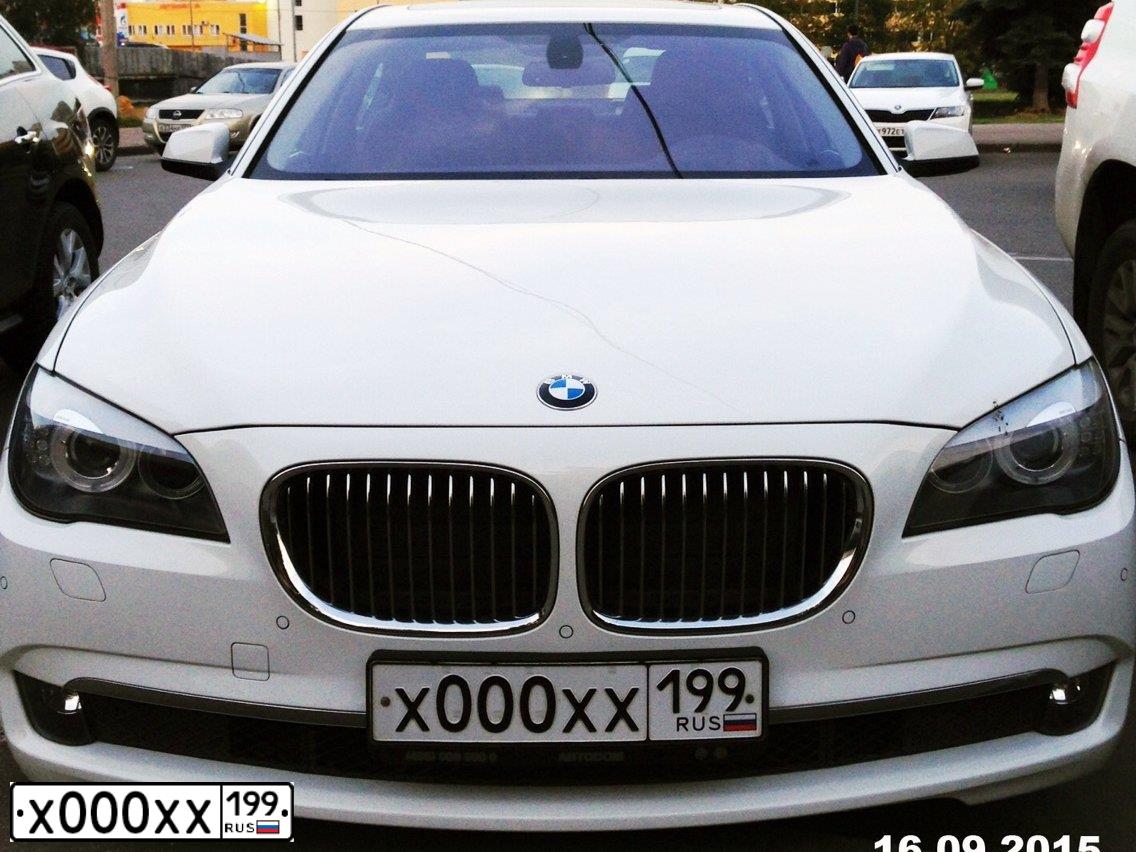 Фото автомобиля VOLVO C30, 2008 — госномер О296СУ40. Цвет: Темно-синий