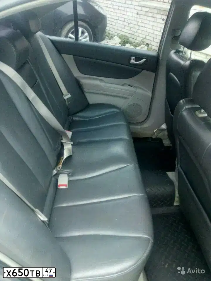 Фото автомобиля HYUNDAI SONATA, 2005 — госномер Х650ТВ47. Цвет: ТЕМНО-СЕРЫЙ