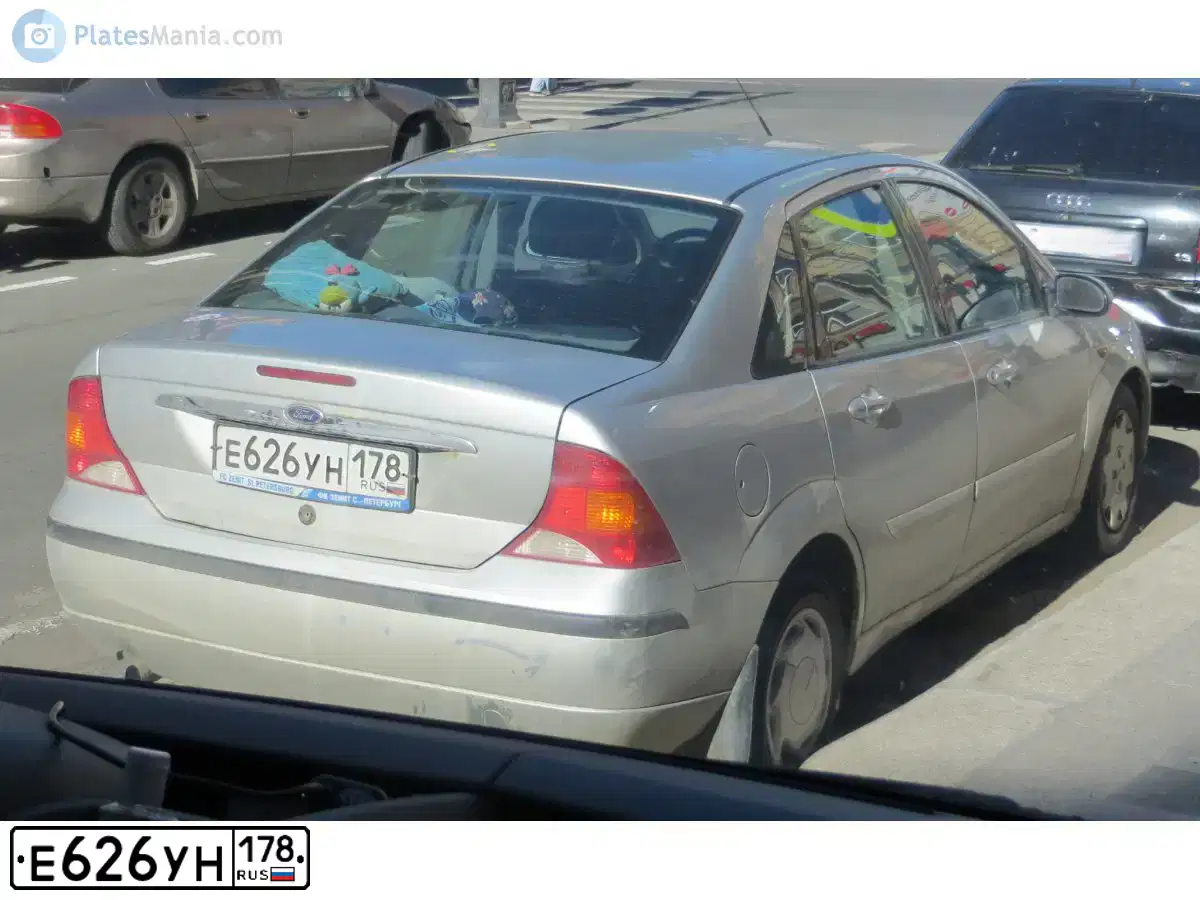 Фото автомобиля FORD FOCUS, 2004 — госномер М065ТТ10. Цвет: СЕРЕБРИСТЫЙ
