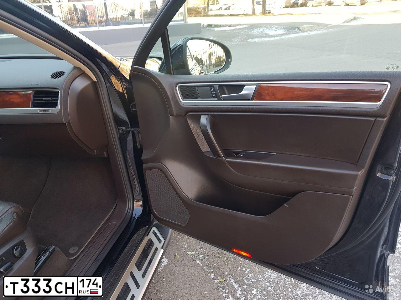 Фото автомобиля VOLKSWAGEN TOUAREG, 2011 — госномер Т333СН174. Цвет: ЧЕРНЫЙ
