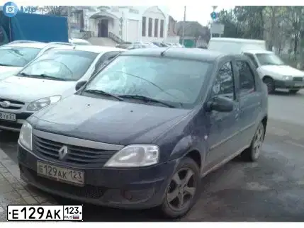 Фото автомобиля RENAULT LOGAN, 2011 — госномер Е129АК123. Цвет: ЧЕРНЫЙ