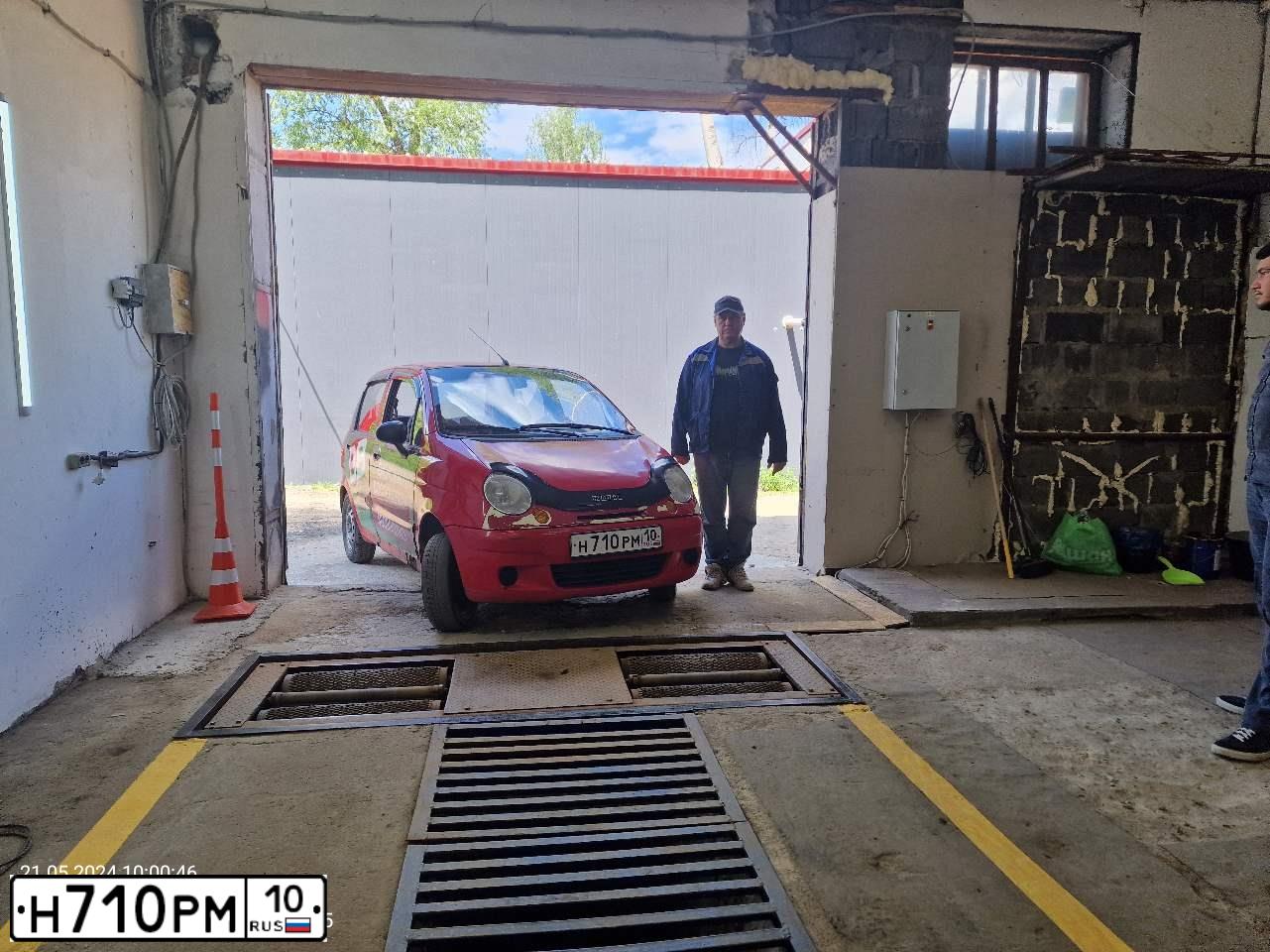 Фото автомобиля DAEWOO MATIZ, 2009 — госномер М425СТ790. Цвет: КРАСНЫЙ ЯРКИЙ
